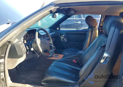 1995 Mercedes-Benz Sl 500 z USA, uszkodzony, nr VIN WDBFA67E9SF111799